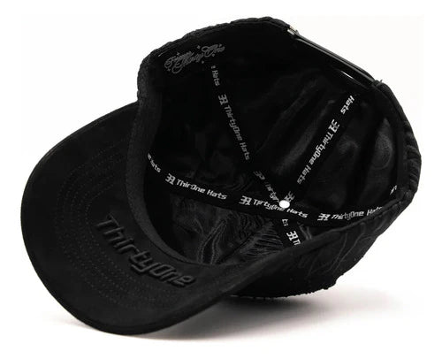 31 HATS "FOREVER BLACK"